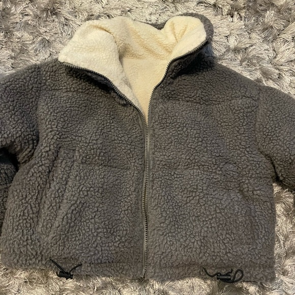 teddy cropped puffer - Picture 2 of 2